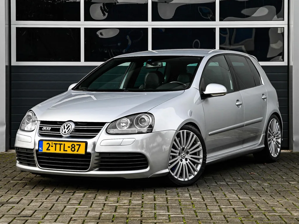 Volkswagen Golf (2005) — foto 1