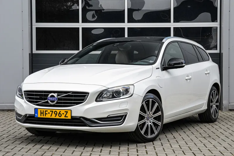 Volvo V60 (2015)