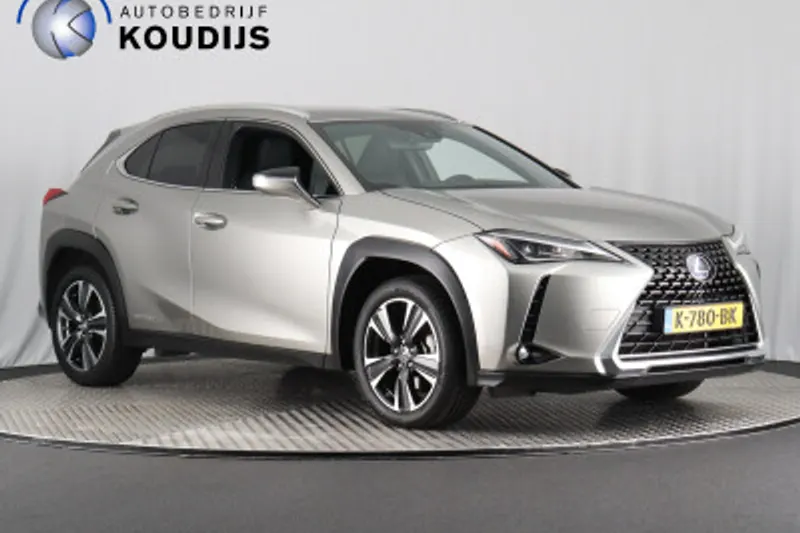 Lexus UX (2019)