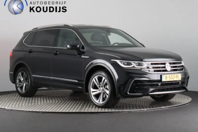 Volkswagen Tiguan (2022)