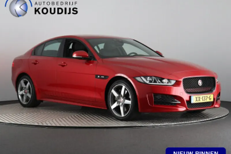 Jaguar XE (2019)
