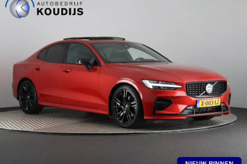 Volvo S60 (2023)