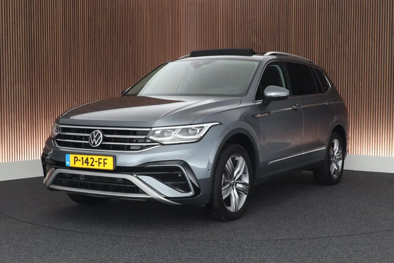 Volkswagen Tiguan (2022)