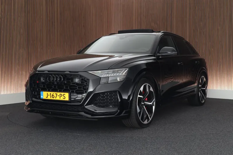 Audi RSQ8 (2020)