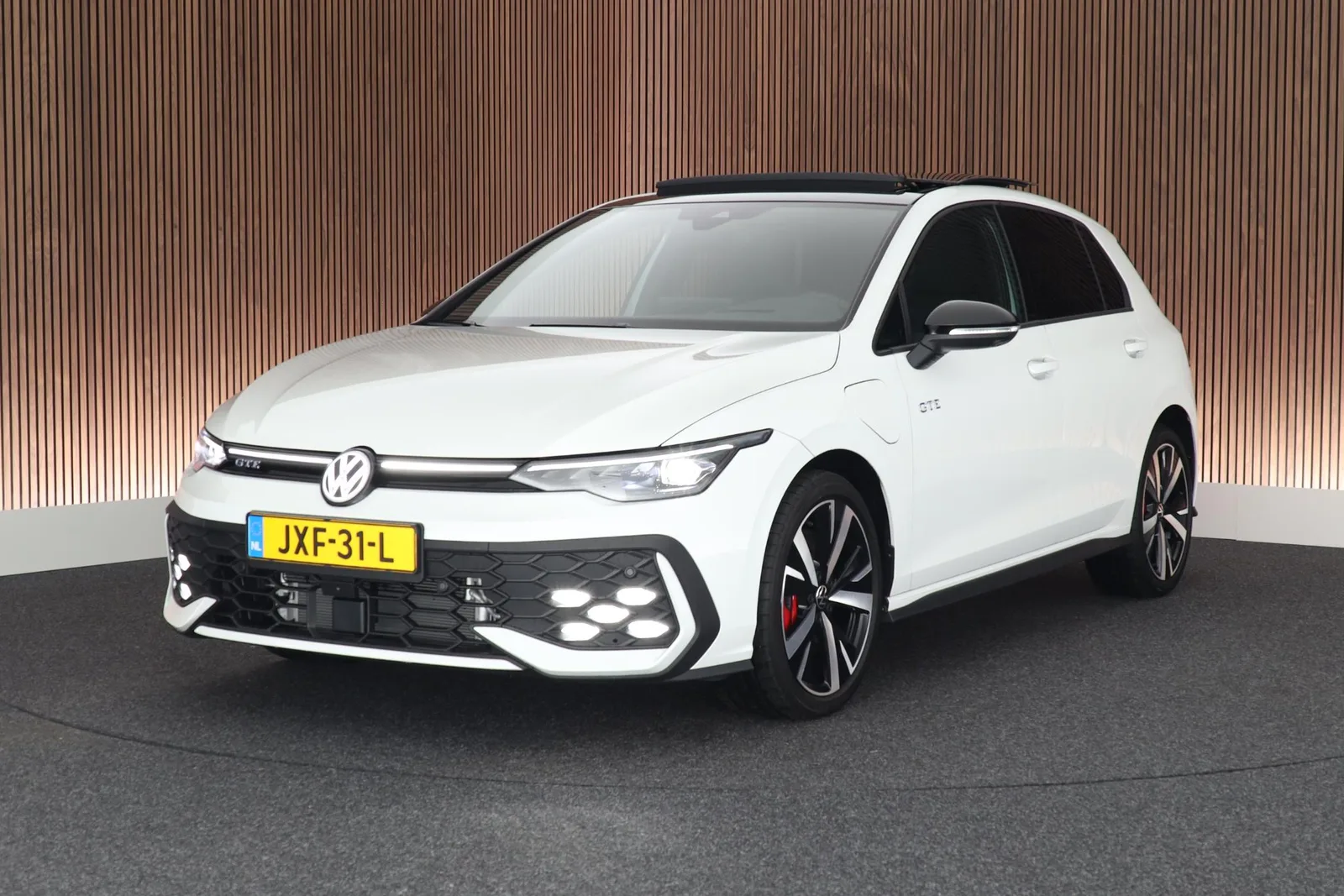 Volkswagen Golf (2026) — foto 1