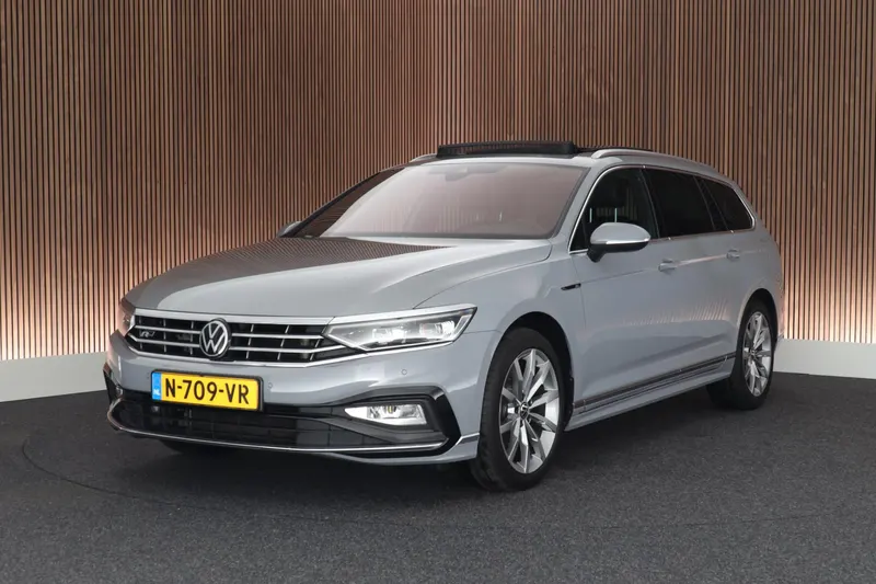 Volkswagen Passat (2022)