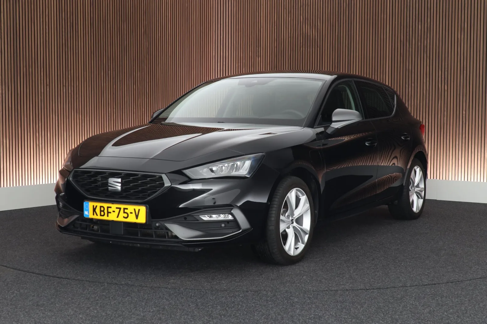 SEAT Leon (2023) — foto 1