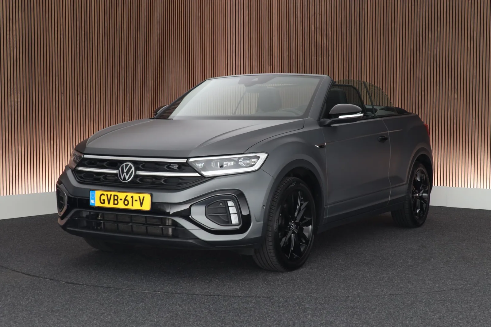 Volkswagen T-Roc (2023) — foto 1