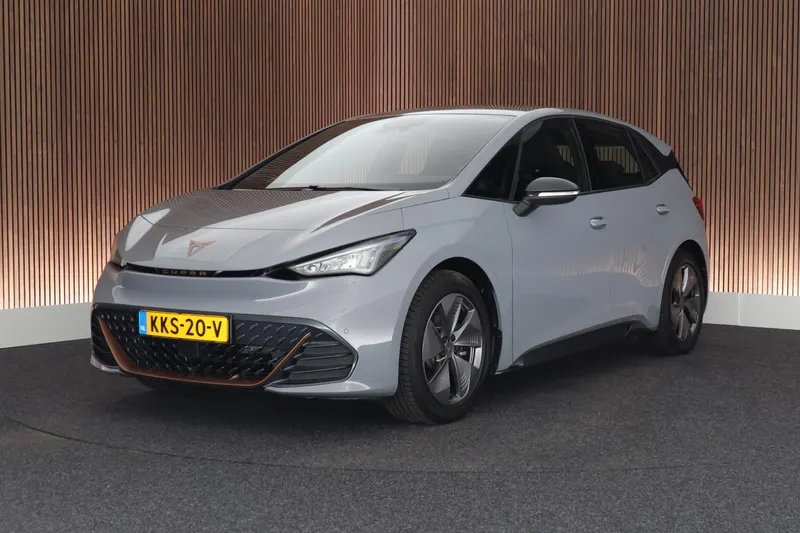 CUPRA Born (2023)