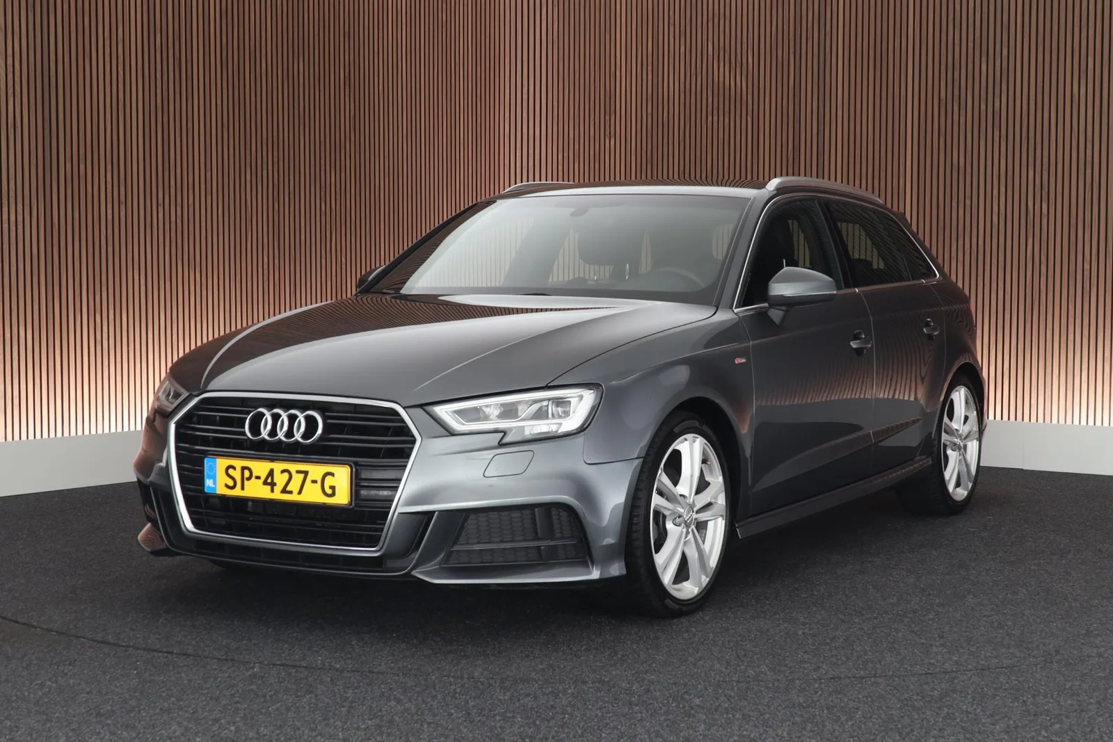 Audi A3 (2018) — foto 1