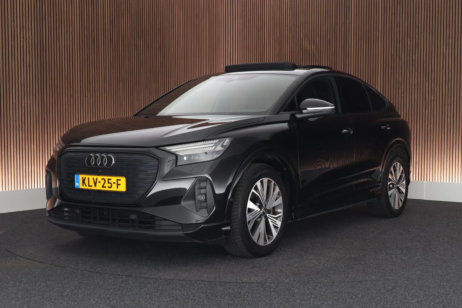 Audi Q4 (2023) — foto 1