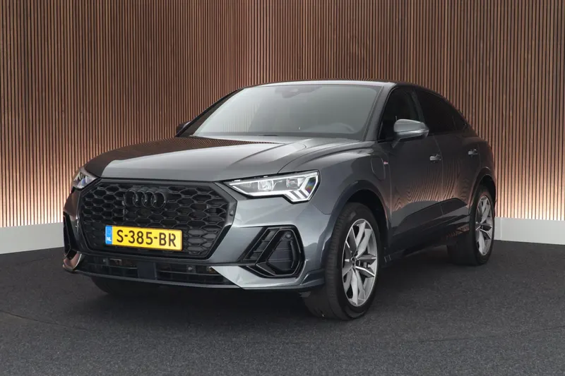 Audi Q3 (2023)