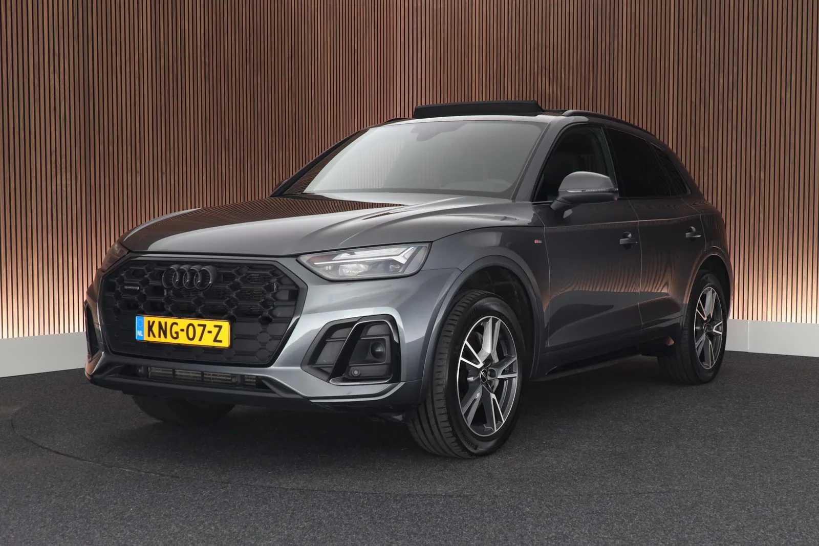Audi Q5 (2023) — foto 1
