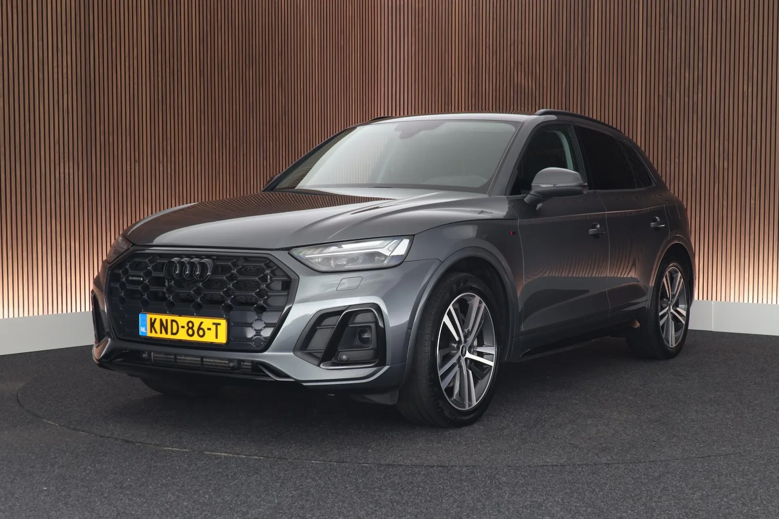 Audi Q5 (2023) — foto 1