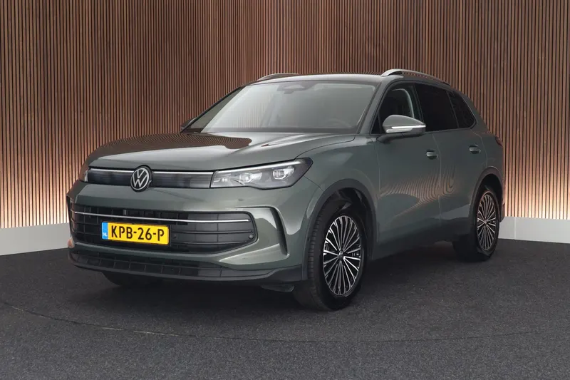 Volkswagen Tiguan (2024)