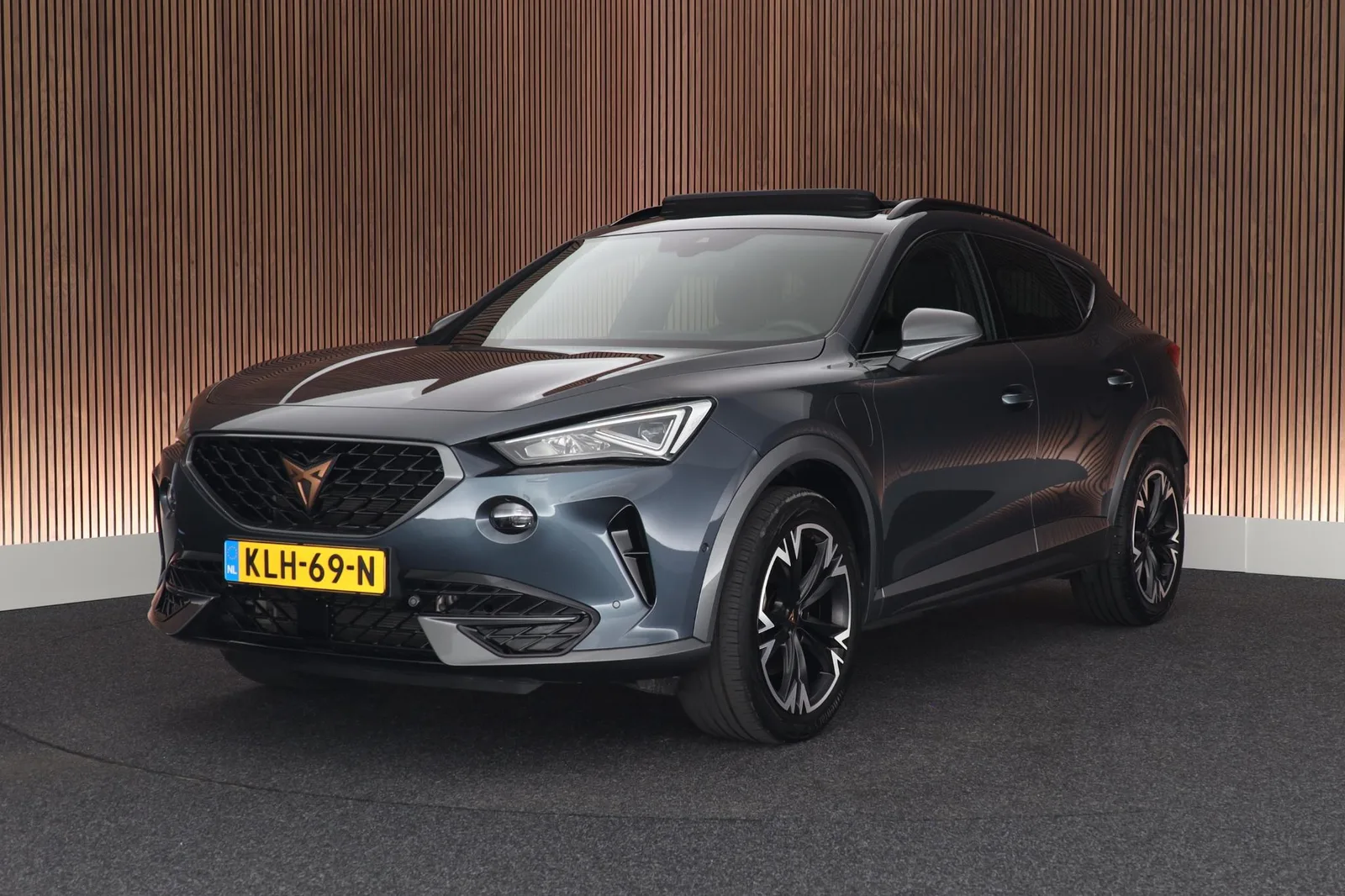 CUPRA Formentor (2023) — foto 1