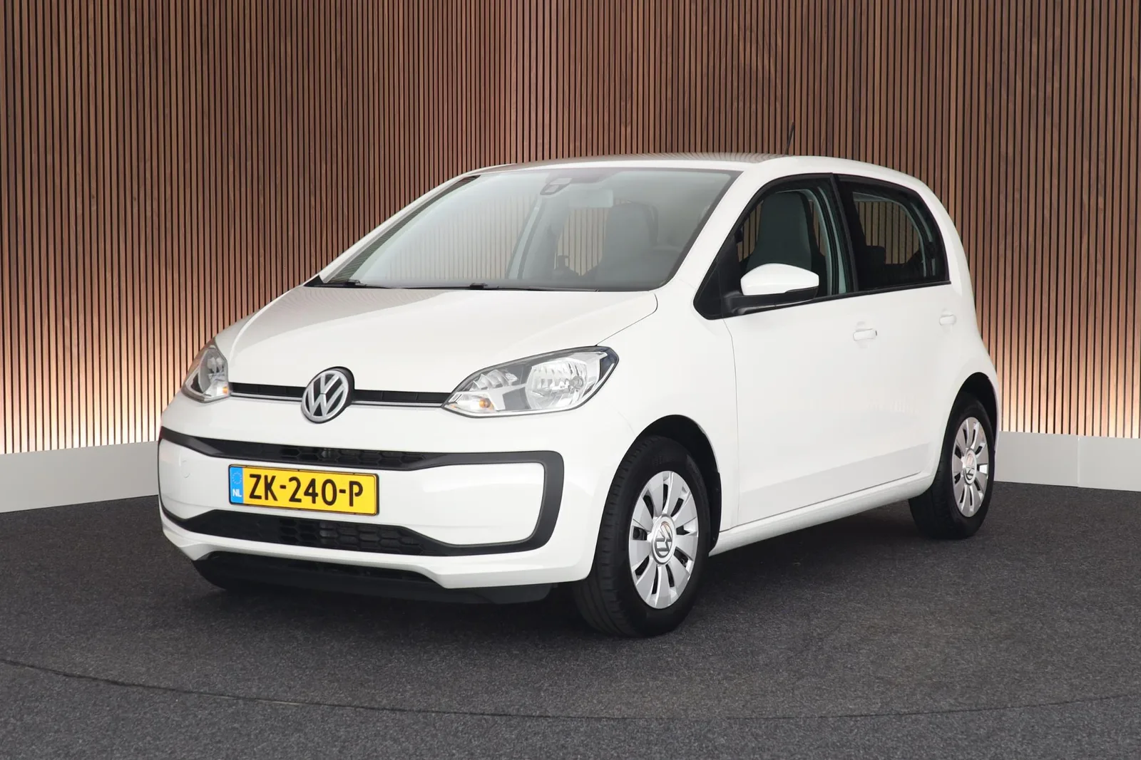 Volkswagen Up! (2019) — foto 1