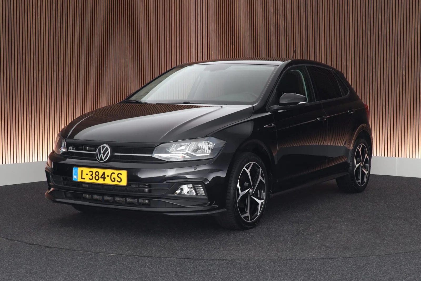 Volkswagen Polo (2021) — foto 1