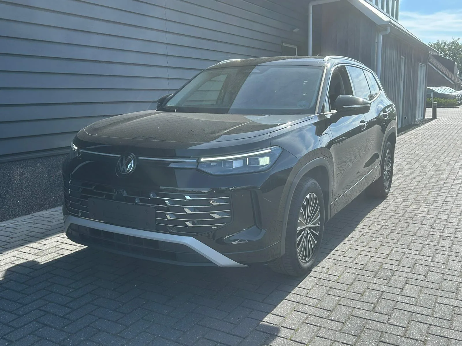 Volkswagen Tayron (2025) — foto 1