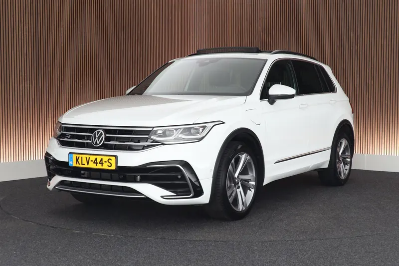 Volkswagen Tiguan (2023)