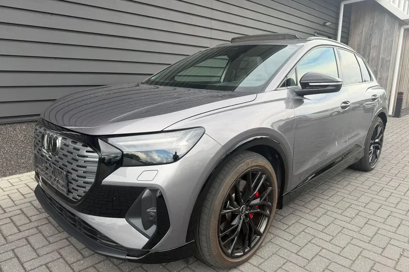 Audi Q4 e-tron (2022)