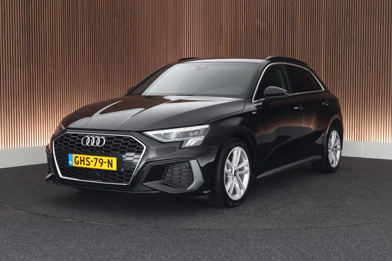 Audi A3 (2023) — foto 1