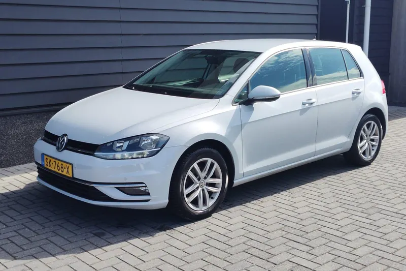 Volkswagen Golf (2017)