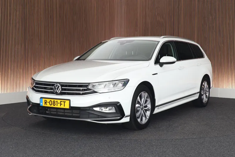 Volkswagen Passat (2022)