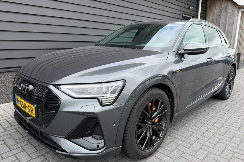 Audi e-tron (2022)