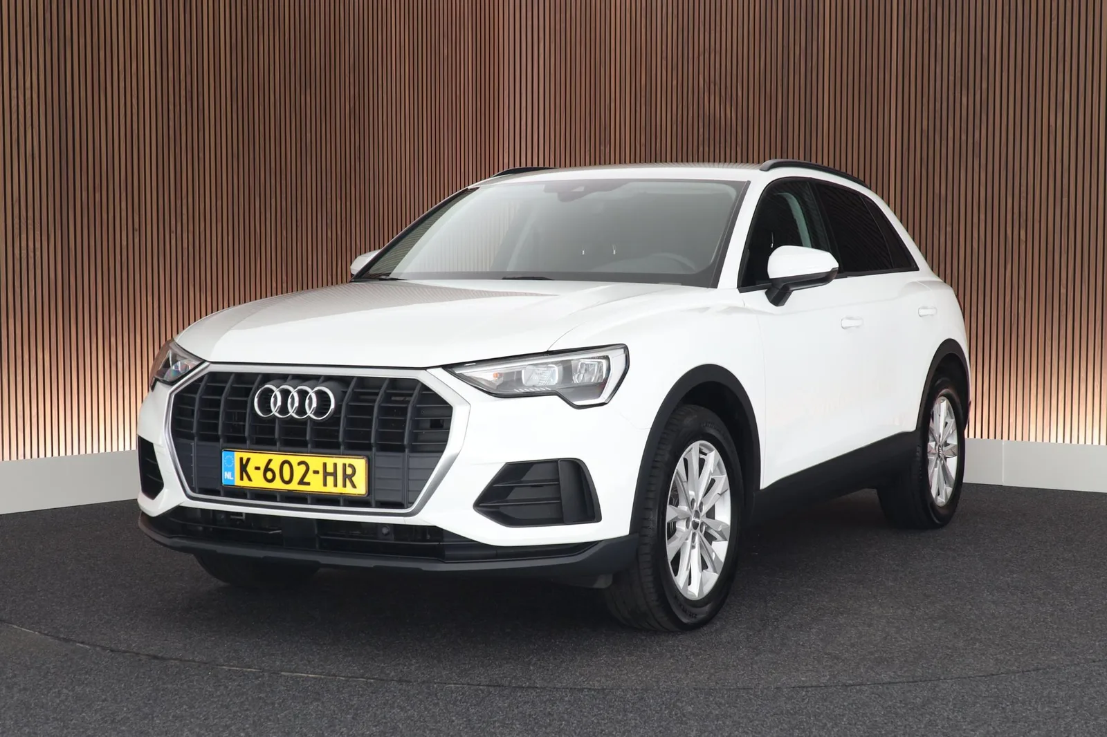 Audi Q3 (2019) — foto 1