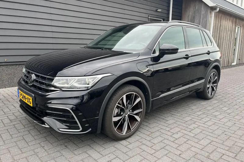 Volkswagen Tiguan (2023)