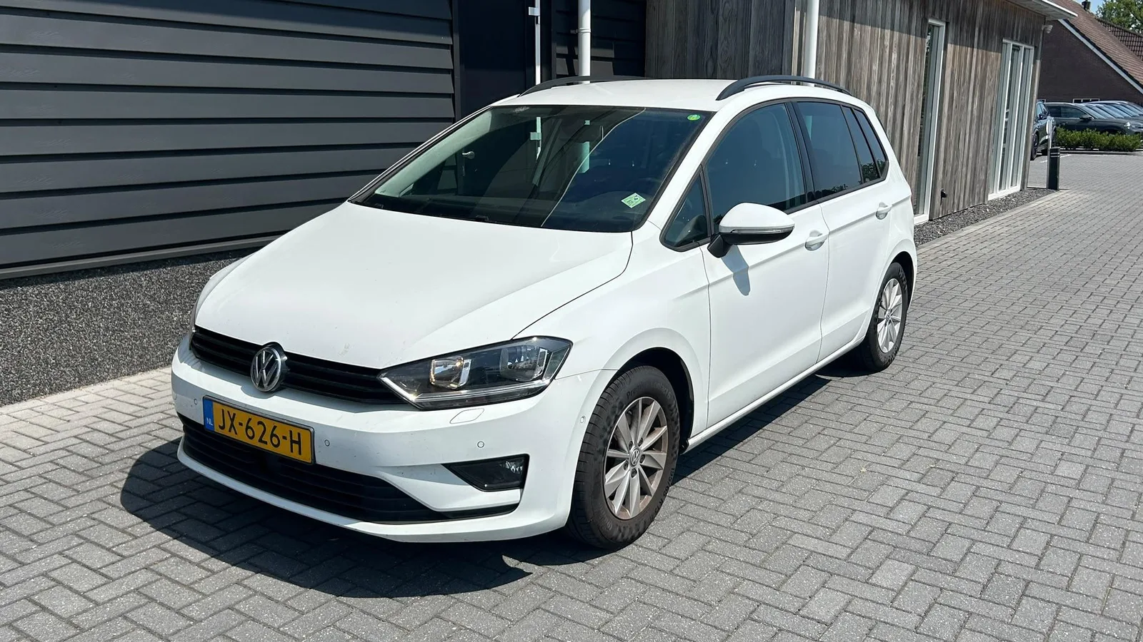 Volkswagen Golf (2015) — foto 1
