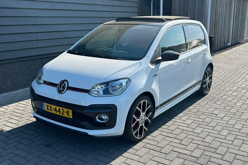 Volkswagen Up! (2019)