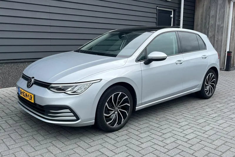 Volkswagen Golf (2020)