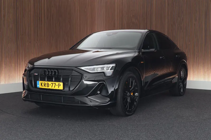 Audi e-tron (2023)