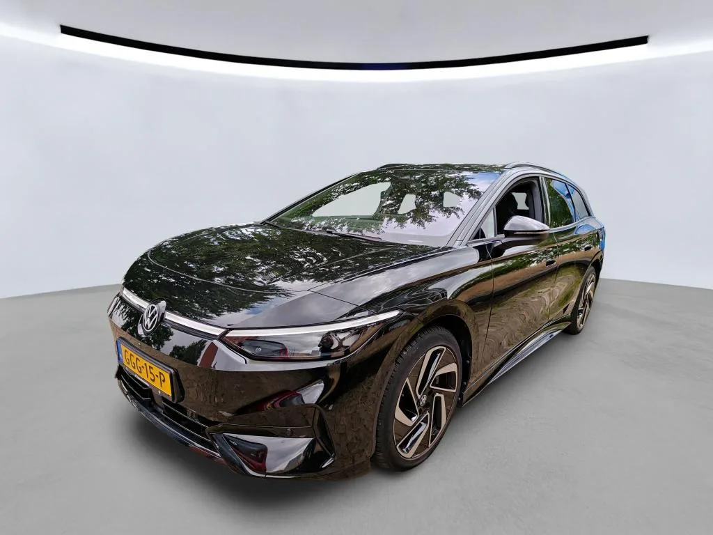 Volkswagen ID.7 (2024) — foto 1