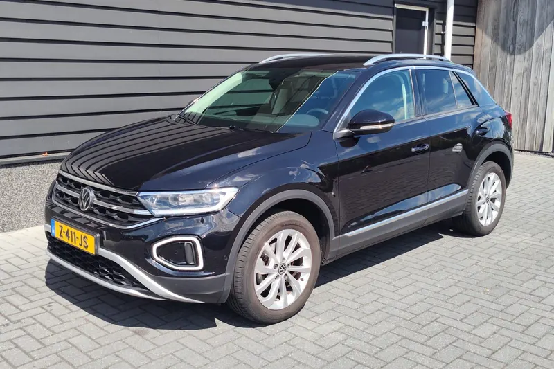 Volkswagen T-Roc (2023)