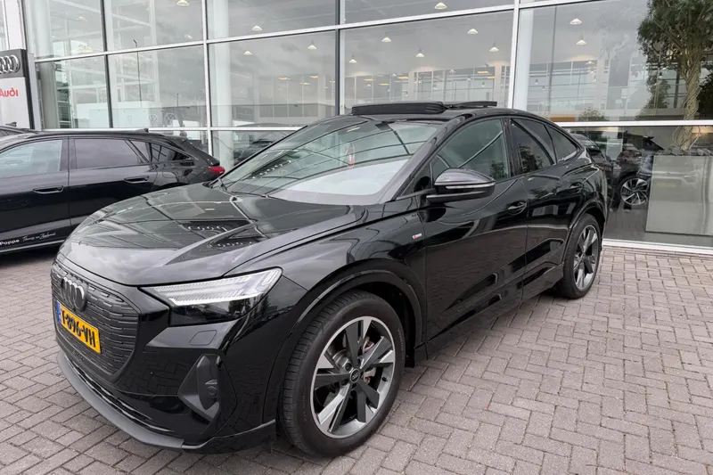 Audi Q4 (2023)