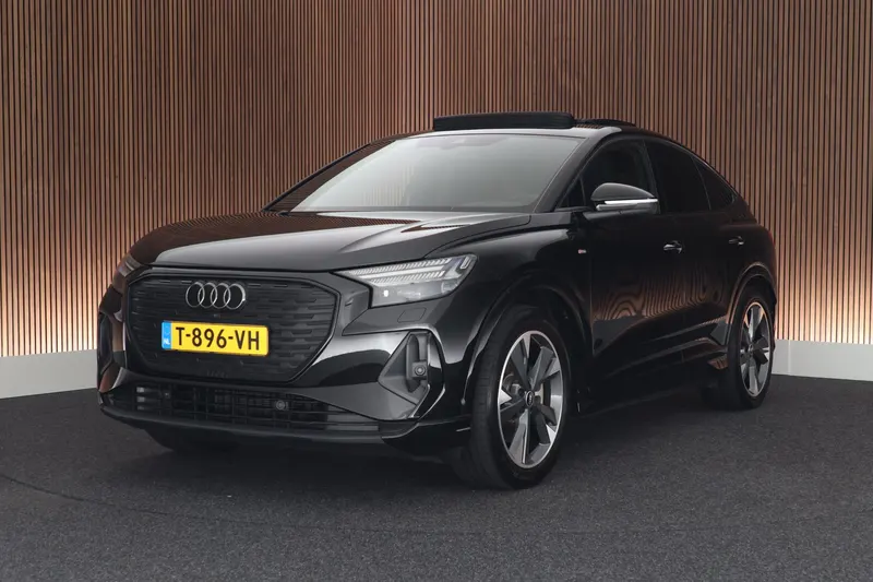 Audi Q4 (2023)