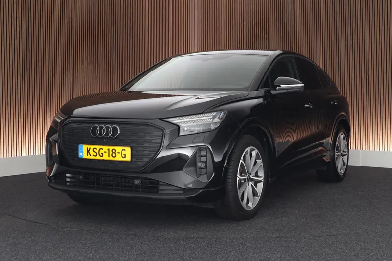 Audi Q4 (2023)