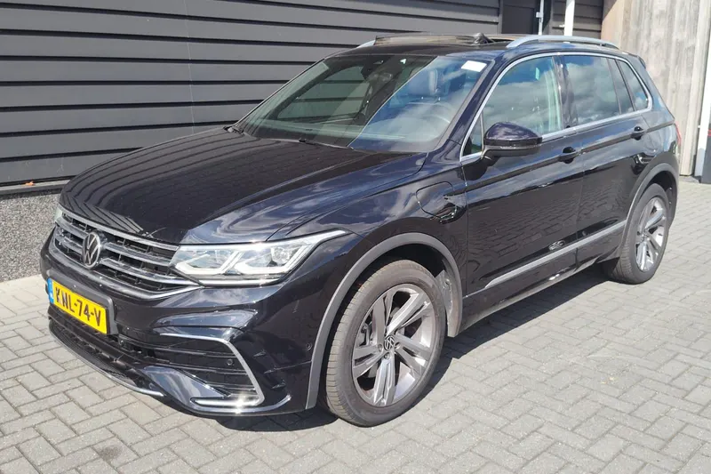 Volkswagen Tiguan (2023)
