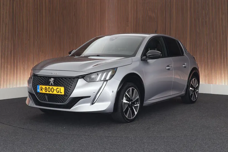 Peugeot e-208 (2022)