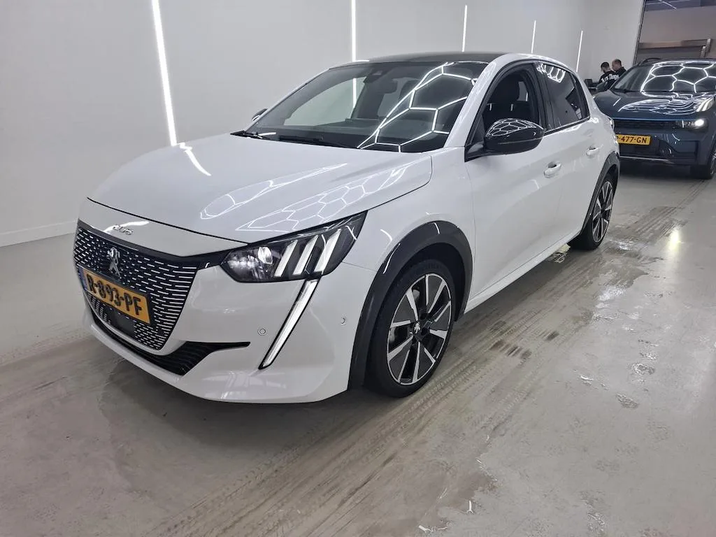 Peugeot e-208 (2021) — foto 1