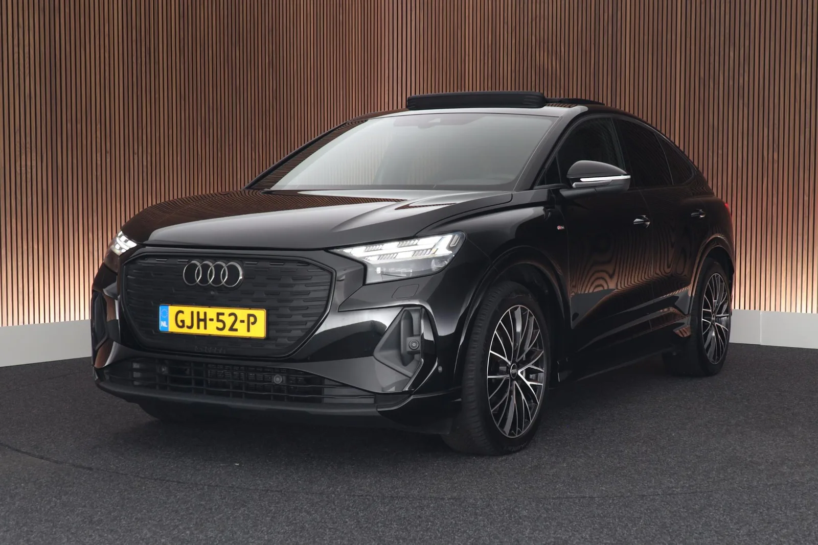Audi Q4 (2024) — foto 1