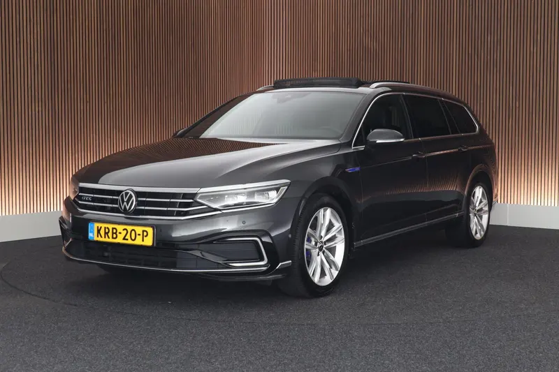 Volkswagen Passat (2022)
