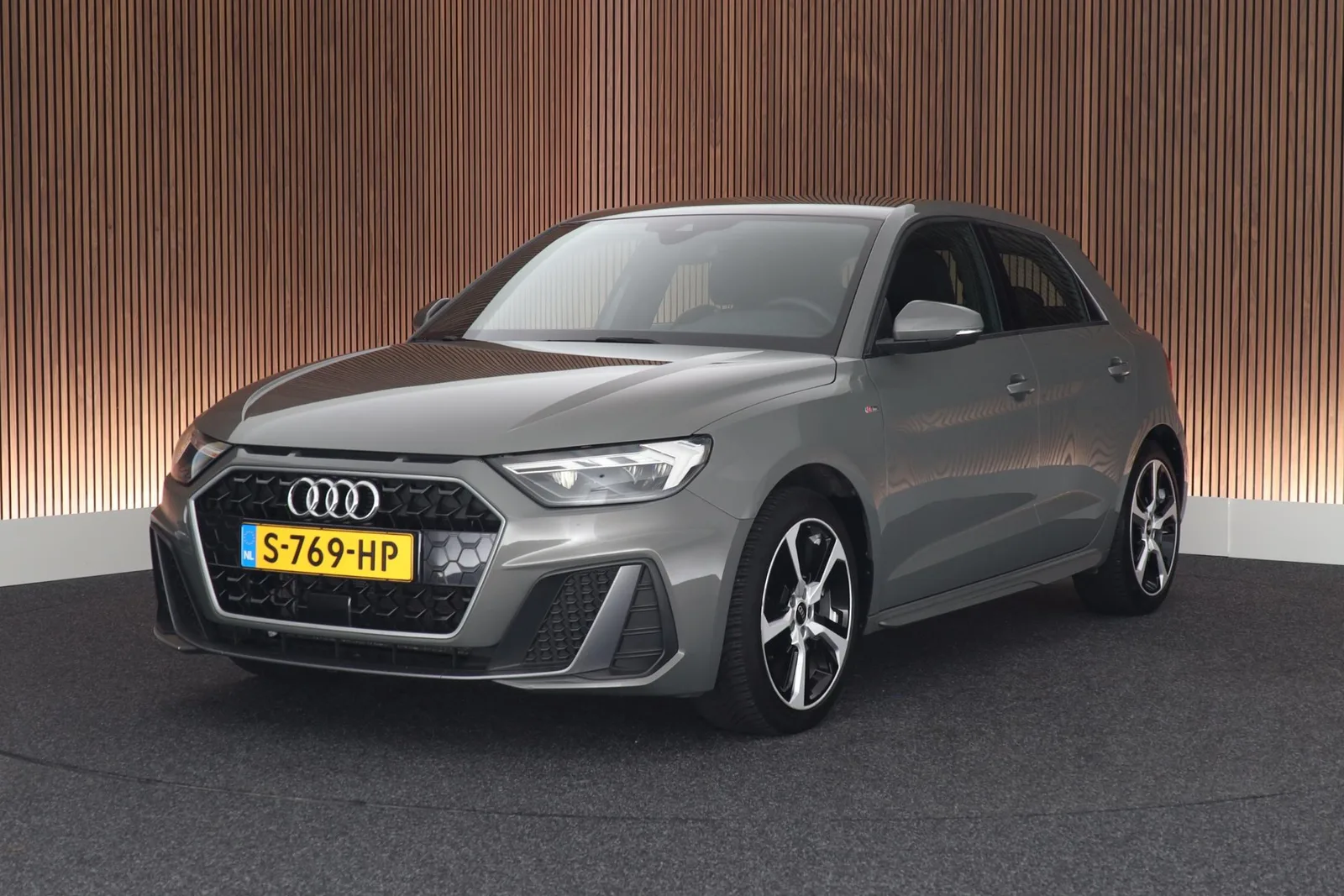 Audi A1 (2023) — foto 1