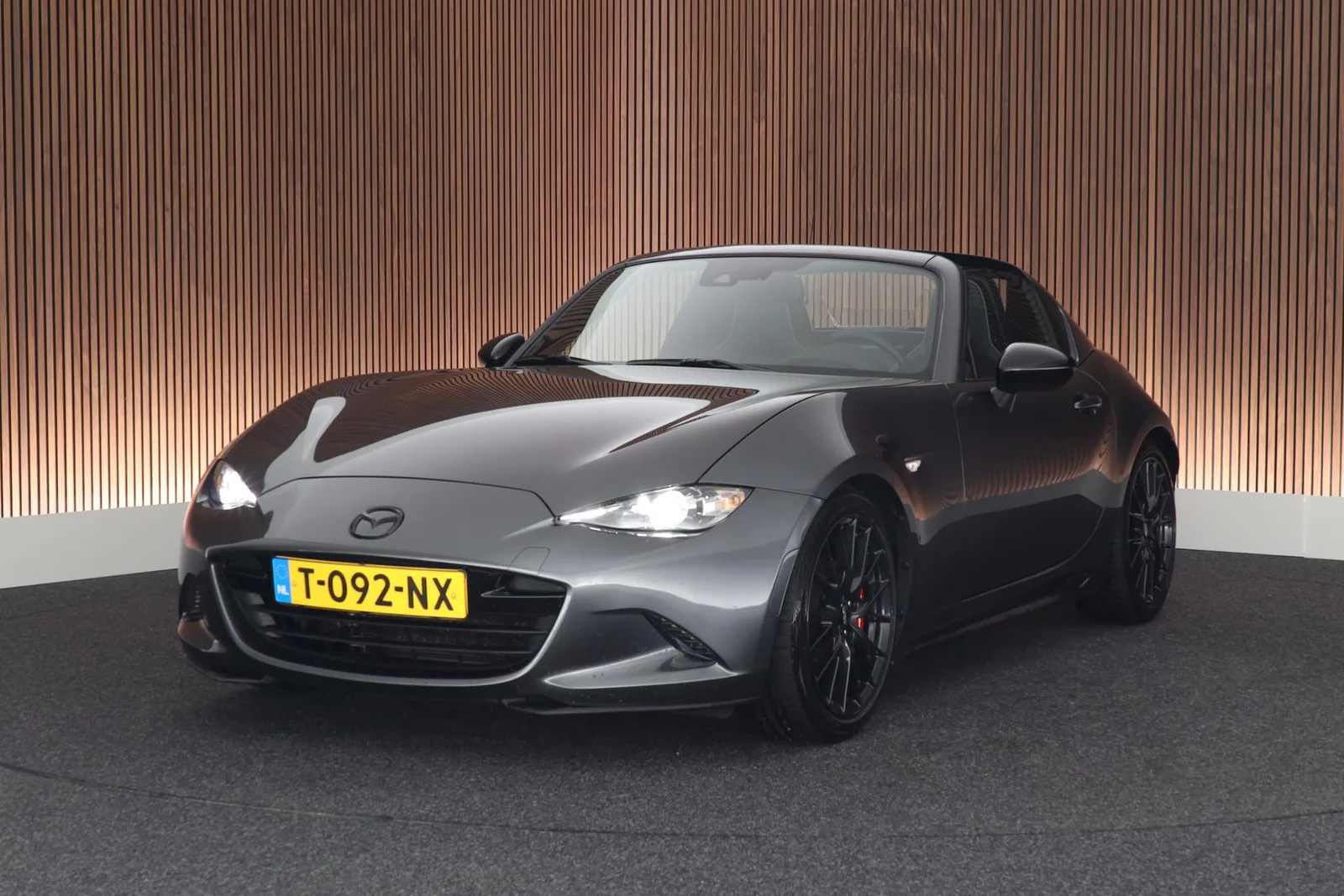 Mazda MX-5 (2023) — foto 1