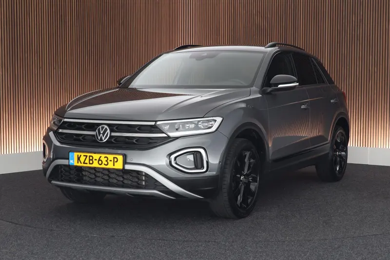 Volkswagen T-Roc (2022)