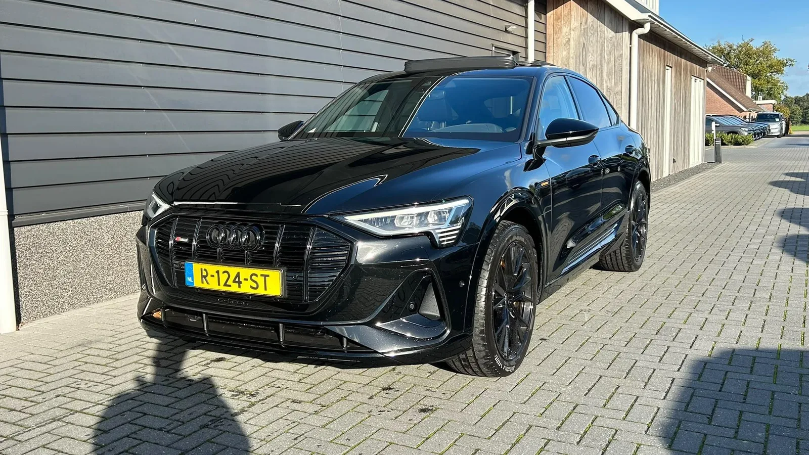 Audi e-tron Sportback (2022) — foto 1