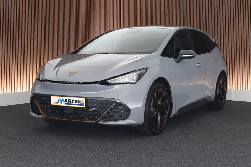 CUPRA Born (2024)